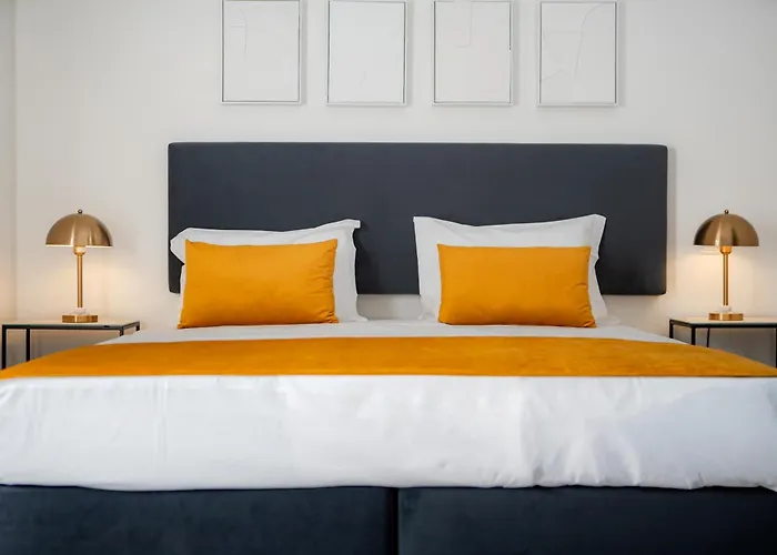 Hotel Gloria By Succeed 3*