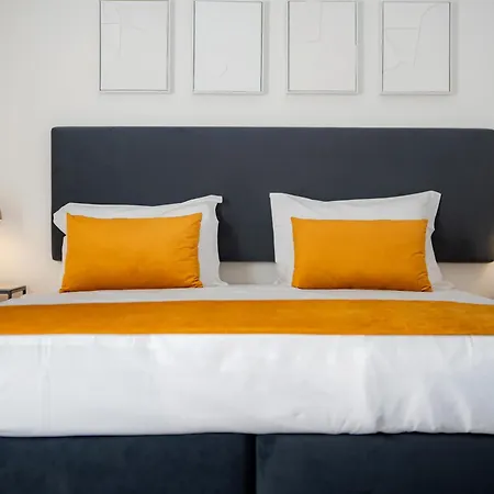 Hotel Gloria By Succeed 3*